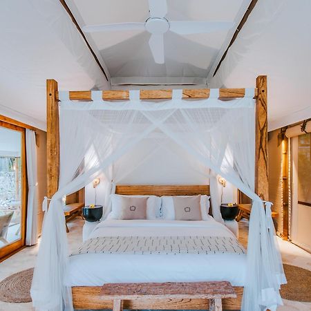 Driftwood Villas Lembongan Екстериор снимка