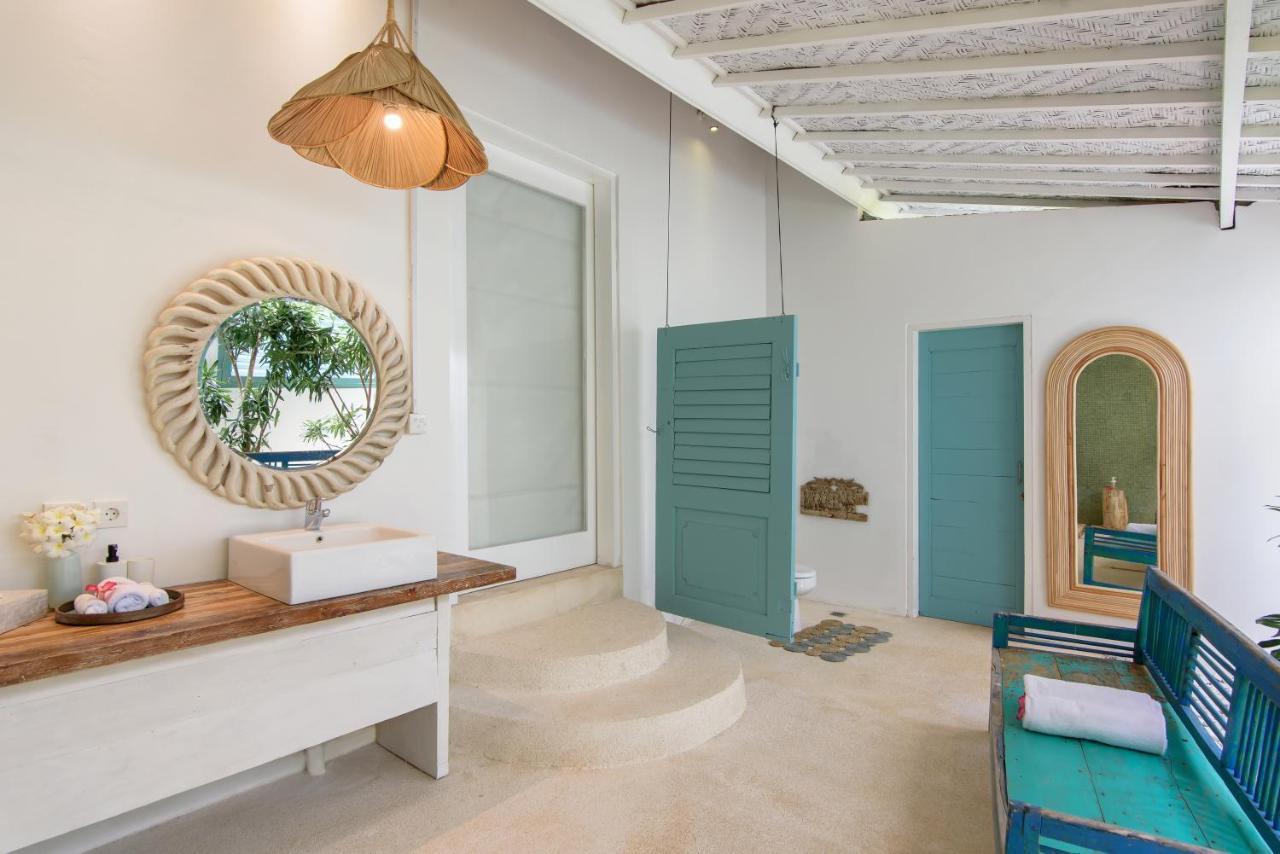 Driftwood Villas Lembongan Екстериор снимка